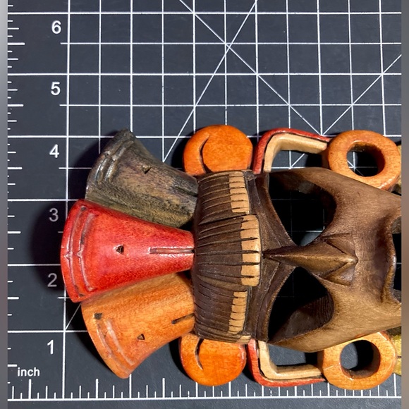 Hand Carved Mayan Wood Mask Aztec Incan Tribal Primitive Wall Decor - Picture 5 of 12